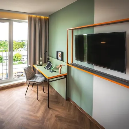 Loginn Airport Hotel