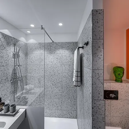 Loginn Airport 3* 베를린