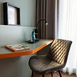 Loginn Airport ホテル ベルリン