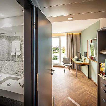 Hotel Loginn Airport Berlin