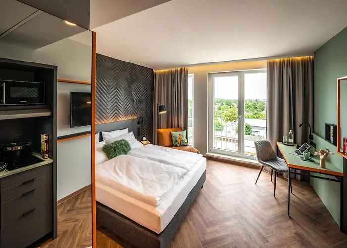 Loginn Airport Hotel